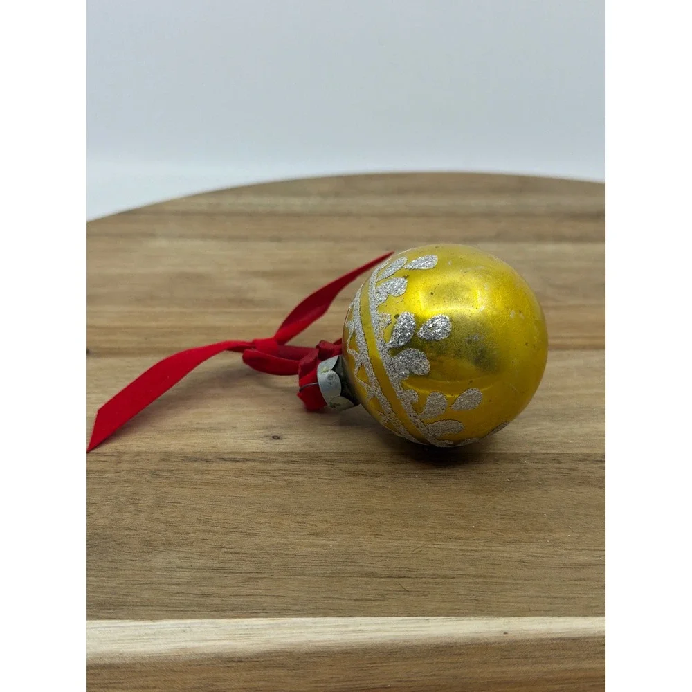 Unbranded Glass Ornaments Small Multicolor Good Vintage Stenciled Set of‎ 5